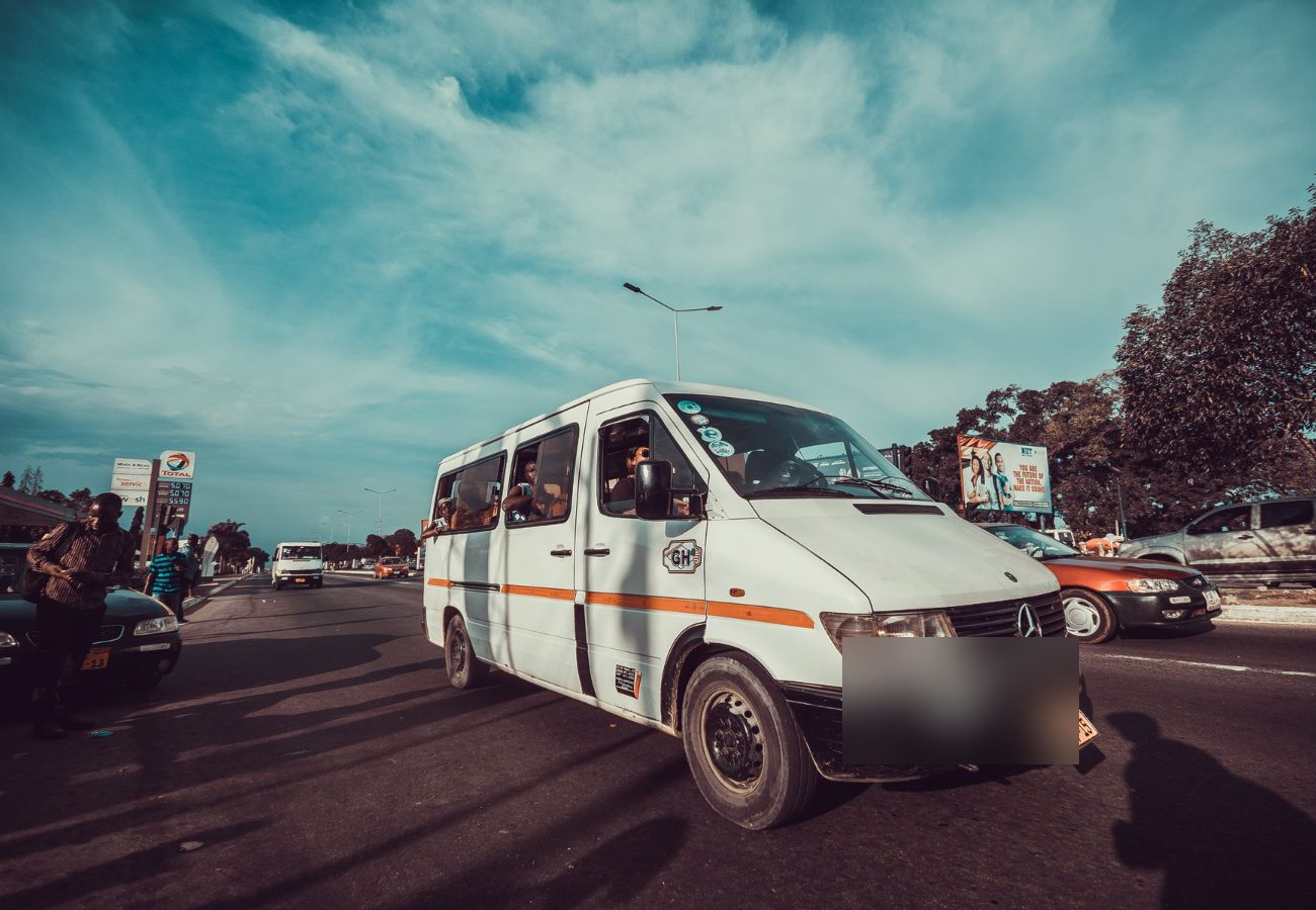 Microbuz pentru transport de grup mare